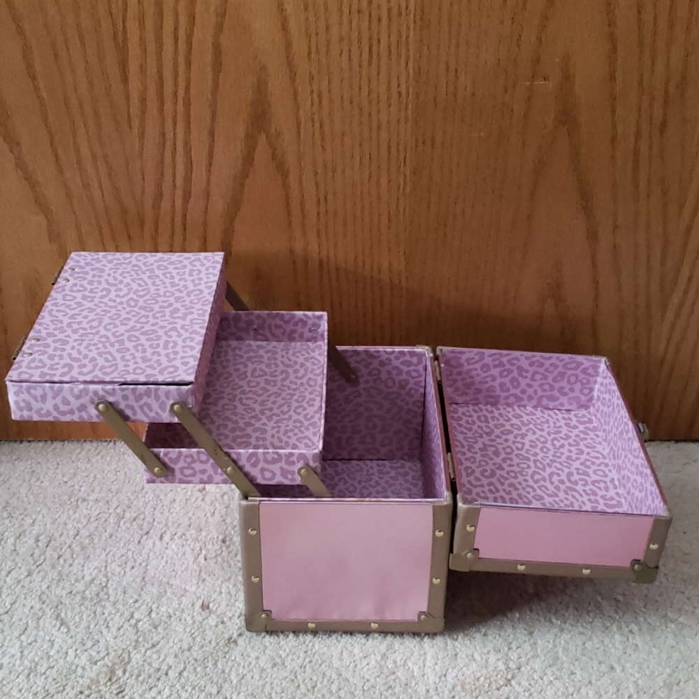Pink Makeup Case - Picture 4 of 6